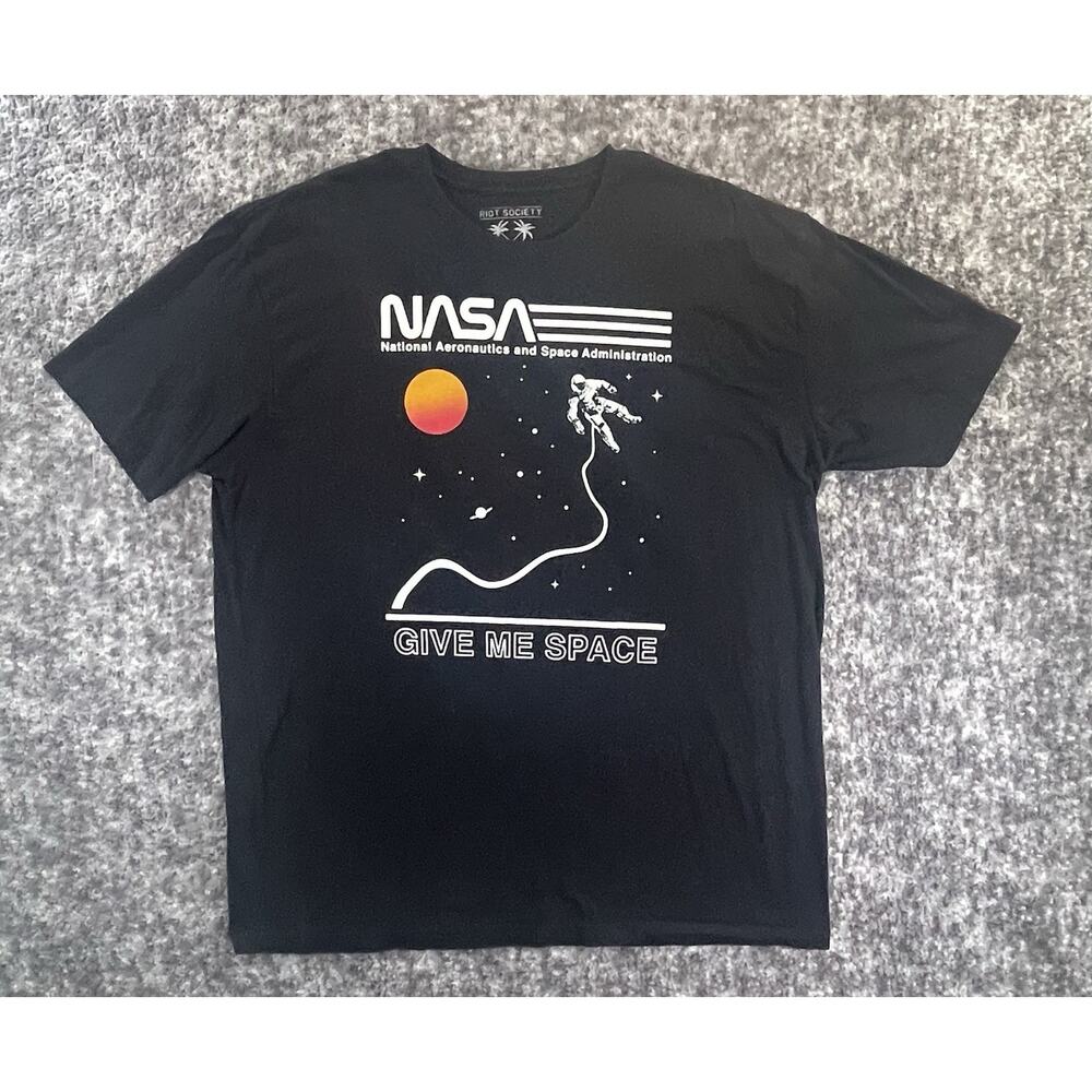 NASA National Aeronautics and Space Administration Give Me Space T-Shirt 2XL
